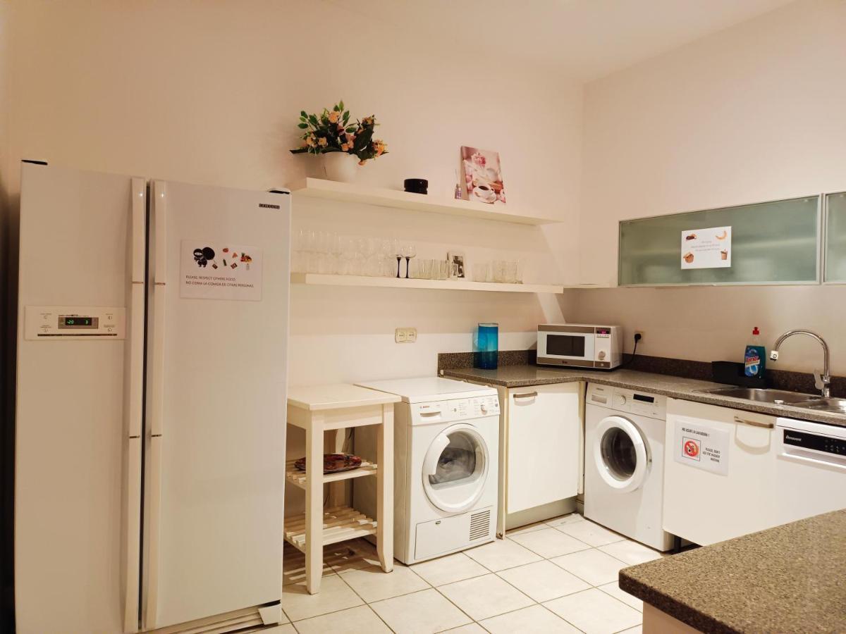 By Born Rooms Барселона Екстериор снимка