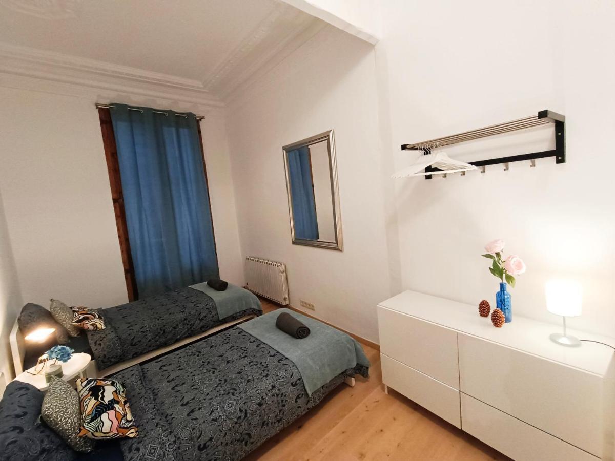 By Born Rooms Барселона Екстериор снимка