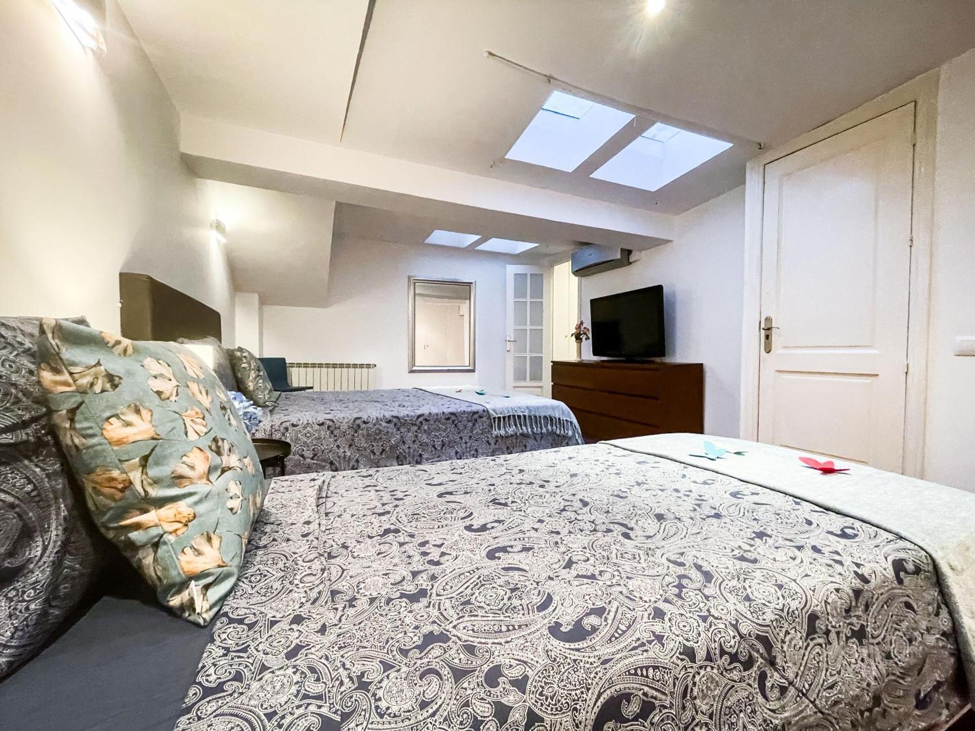 By Born Rooms Барселона Екстериор снимка