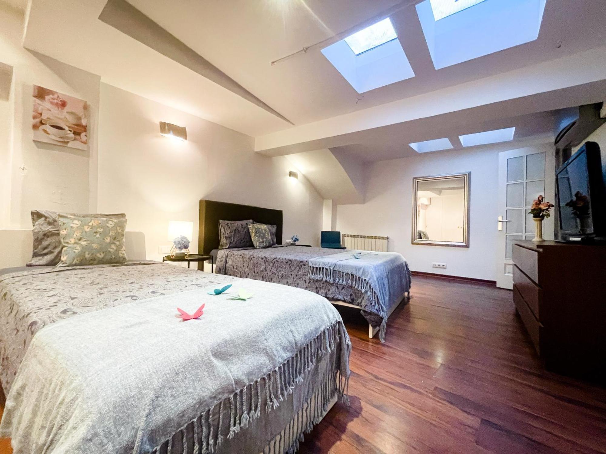 By Born Rooms Барселона Екстериор снимка